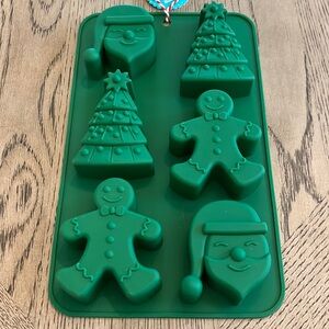 Christmas Character Silicone Cake Mold Gingerbread Man Santa Claus Tree Bakeware